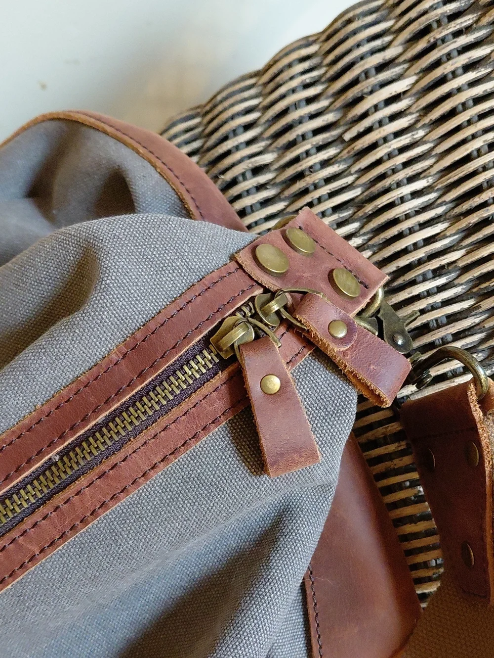 S-Zone Canvas & Leather Weekender Bag/Luggage